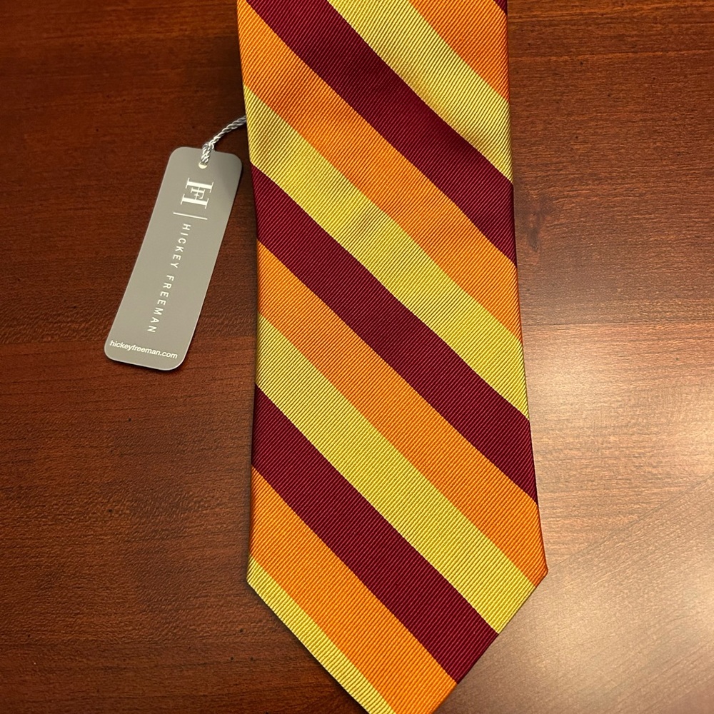 NWT Hickey Freeman 100% Silk Tie